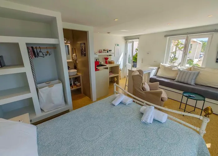 Ni&gio Sterna 1 * Paro