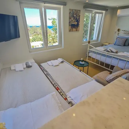 Ni&gio Sterna 1 Apartment Páros